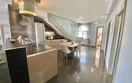 ID 14853 Fünfzimmerwohnung in Esteban Foto 9