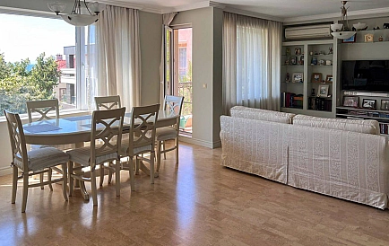 ID 15987 Vierzimmerwohnung in Lifestyle 4 Foto 2