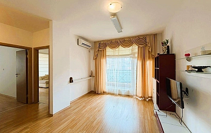 ID 15052 Dreizimmerwohnung in Sunny Day 6 Foto 2