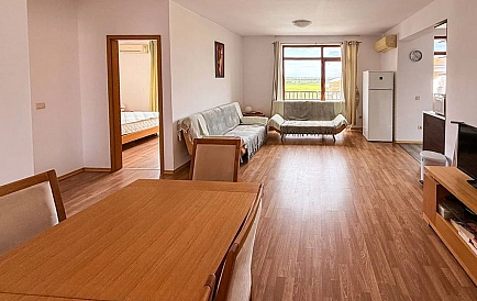 ID 15789 Dreizimmerwohnung in Vinyards Foto 2