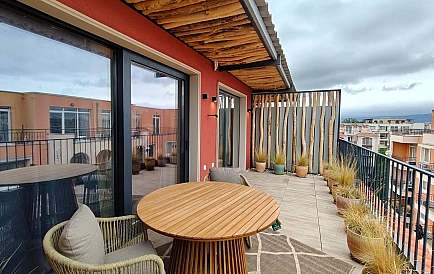 ID 16552 Zweizimmer-Penthouse-Wohnung in Sunny View Central Foto 5