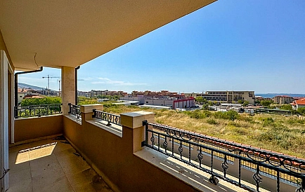 ID 13194 Haus mit eigenem Pool in Sveti Vlas Foto 8