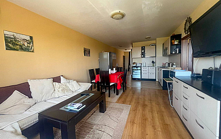 ID 14180 Drei-Zimmer-Wohnung im Komplex Gallery Foto 1 