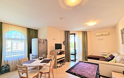 ID 14734 Dreizimmerwohnung in Royal Sun Foto 1 