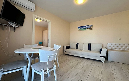 ID 14822 Zweizimmerwohnung in Seasons 3 Foto 7