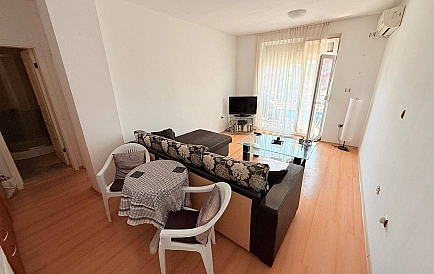 ID 14491 Zweizimmerwohnung in Sunny Day 5 Foto 2