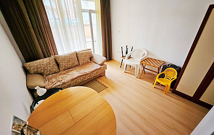 ID 13819 Studio-Apartment in Sunny Day 6 Foto 1 