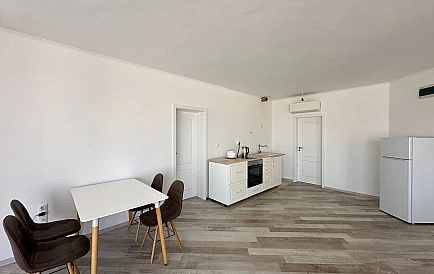 ID 16097 Drei-Zimmer-Wohnung in Izida Palace Foto 7