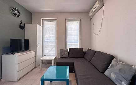 ID 14317 Zwei-Zimmer-Wohnung in Sunny Day 6 Foto 1 