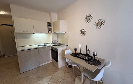 ID 16407 Studio-Wohnung in Royal Sun Foto 3