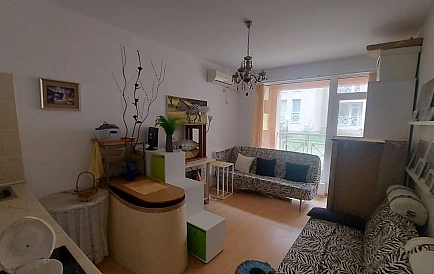 ID 14933 Studio-Apartment in Sunny Day 6 Foto 3