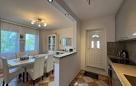 ID 14244 Zweistöckiges Haus in Kosharitsa Foto 2