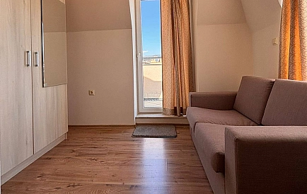 ID 15411 Studio-Apartment in Dawn Park Deluxe Foto 8