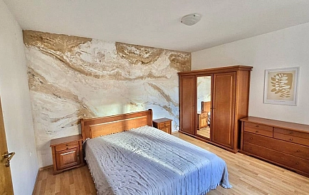 ID 15075 Dreizimmerwohnung in Efir 1 Foto 3