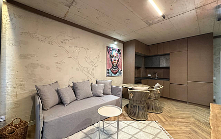 ID 16552 Zweizimmer-Penthouse-Wohnung in Sunny View Central Foto 1 