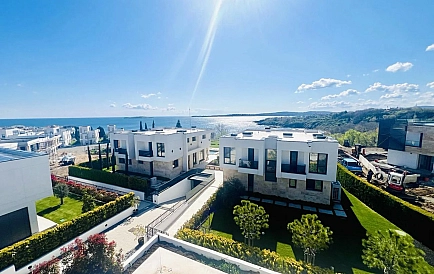 ID 10457 Häuser in Chernomorets Foto 9