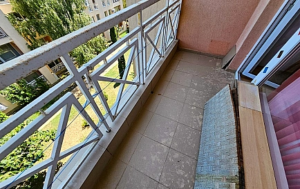 ID 12126 Studio-Apartment in Sunny Day 6 Foto 5