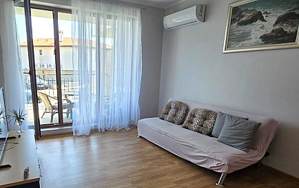 ID 12944 Zweizimmerwohnung in Vineyards Foto 2