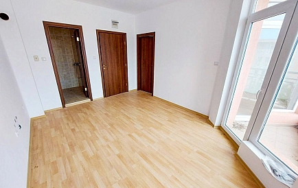 ID 13025 Zweizimmerwohnung in Sunny Day 6 Foto 9