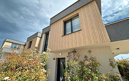 ID 13750 Townhouses in Grand Village Foto 1 