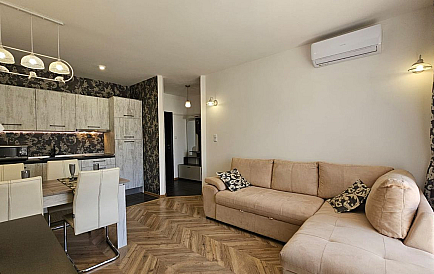 ID 13893 Zweizimmerwohnung in Romance Paris Foto 1 