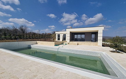 ID 14405 Haus im Banya Foto 1 