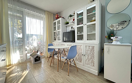 ID 14413 Zweizimmerwohnung in Sunny Day 3 Foto 1 