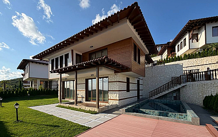 ID 15925 Zweistöckiges Haus in Venid Eco Village Foto 1 