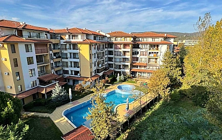 ID 15999 Dreizimmerwohnung in Diamond Bay Foto 2