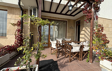 ID 16698 Vierzimmerwohnung in Garden of Eden Foto 1 