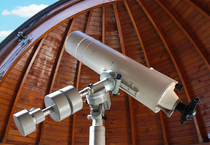 Ansicht des Teleskops von unten