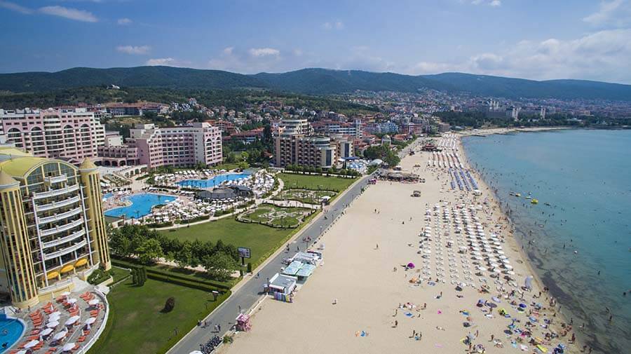 Historische Gebirgslandschaft zur regionalen Orientierung in Bulgarien